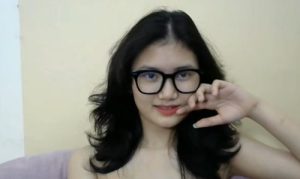 Em sinh viên 4 mắt nứng lồn chát sex thủ dâm cực phê